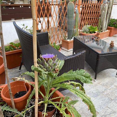 Officinale Rome Apartment, Pineta Sacchetti Exterior foto